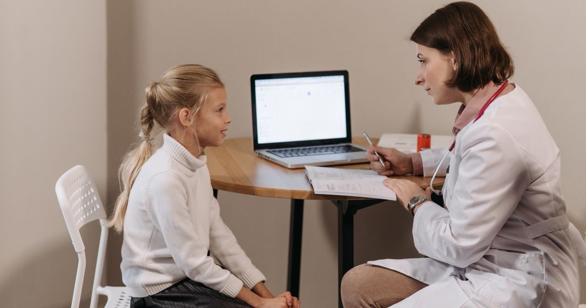 Dane dzieci i pacjentów wrażliwych w AI: dlaczego proces musi mieć ostrzejsze reguły?

